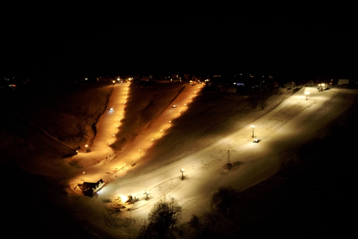 Station de ski OVNI en Pologne, située dans les Tatras